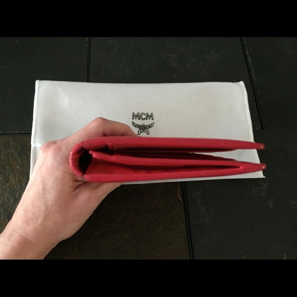 SOLD Vintage MCM Long Wallet - Picture 13 of 16